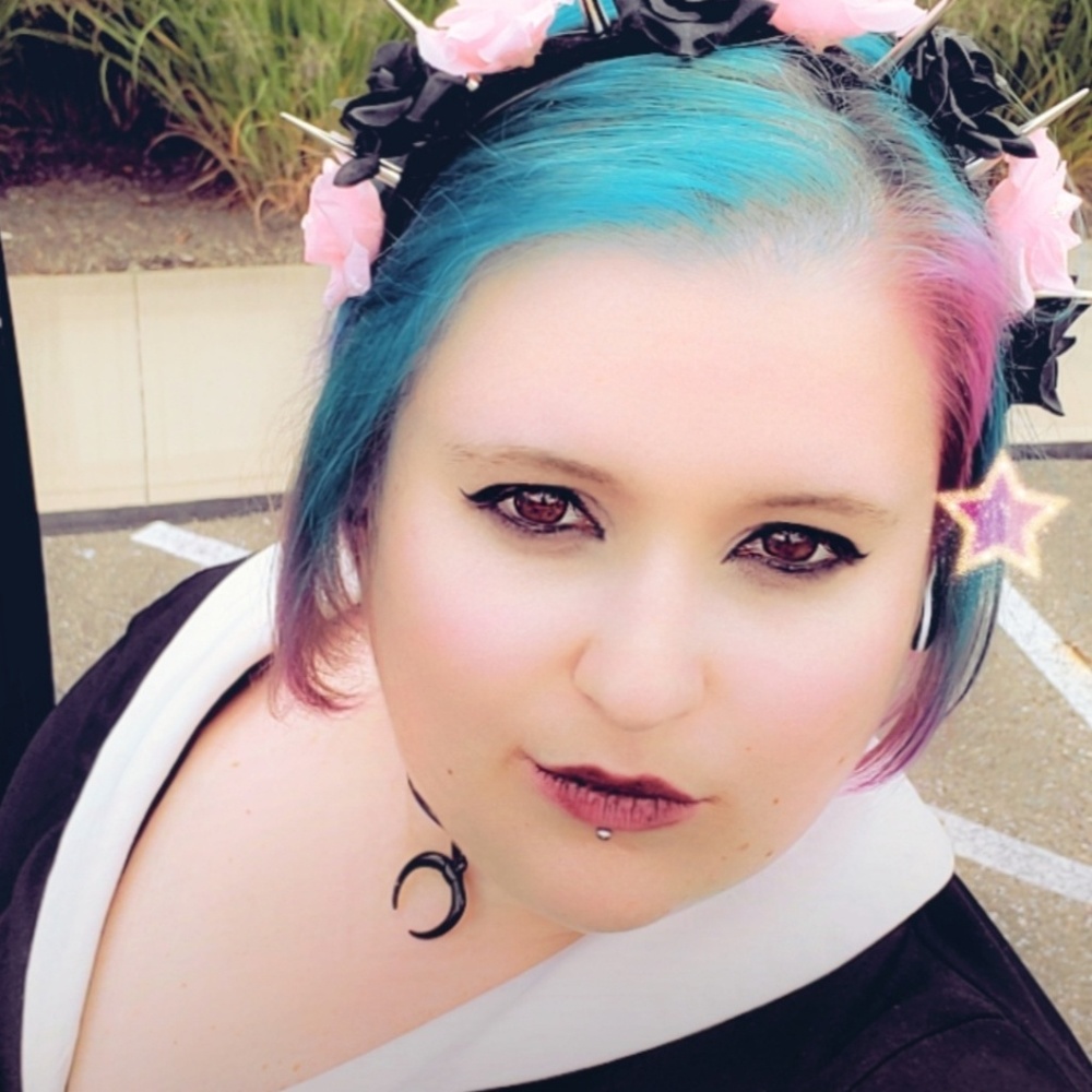 Meet your Posher, Karla